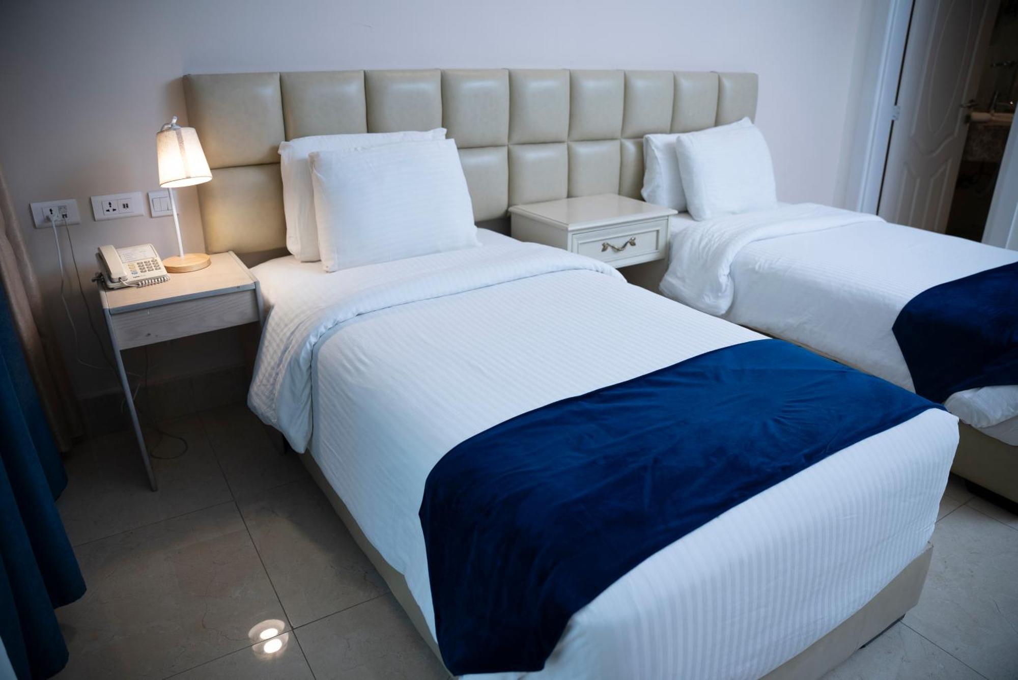 Amman West Luxury Hotel Exterior foto